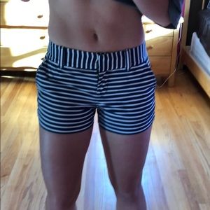 Vineyard vines shorts